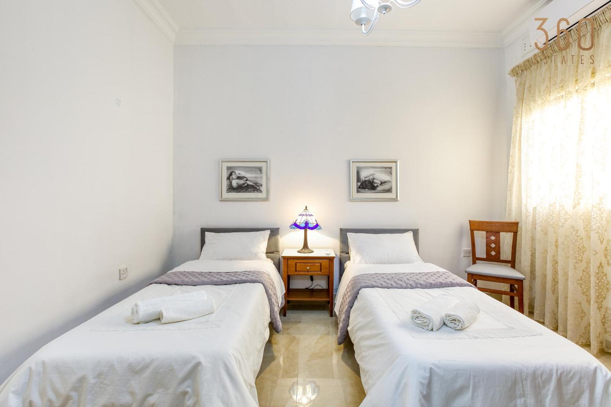 A Lovely 3Br Maisonette In Lovely Town Of Rabat By 360 Estates Kültér fotó