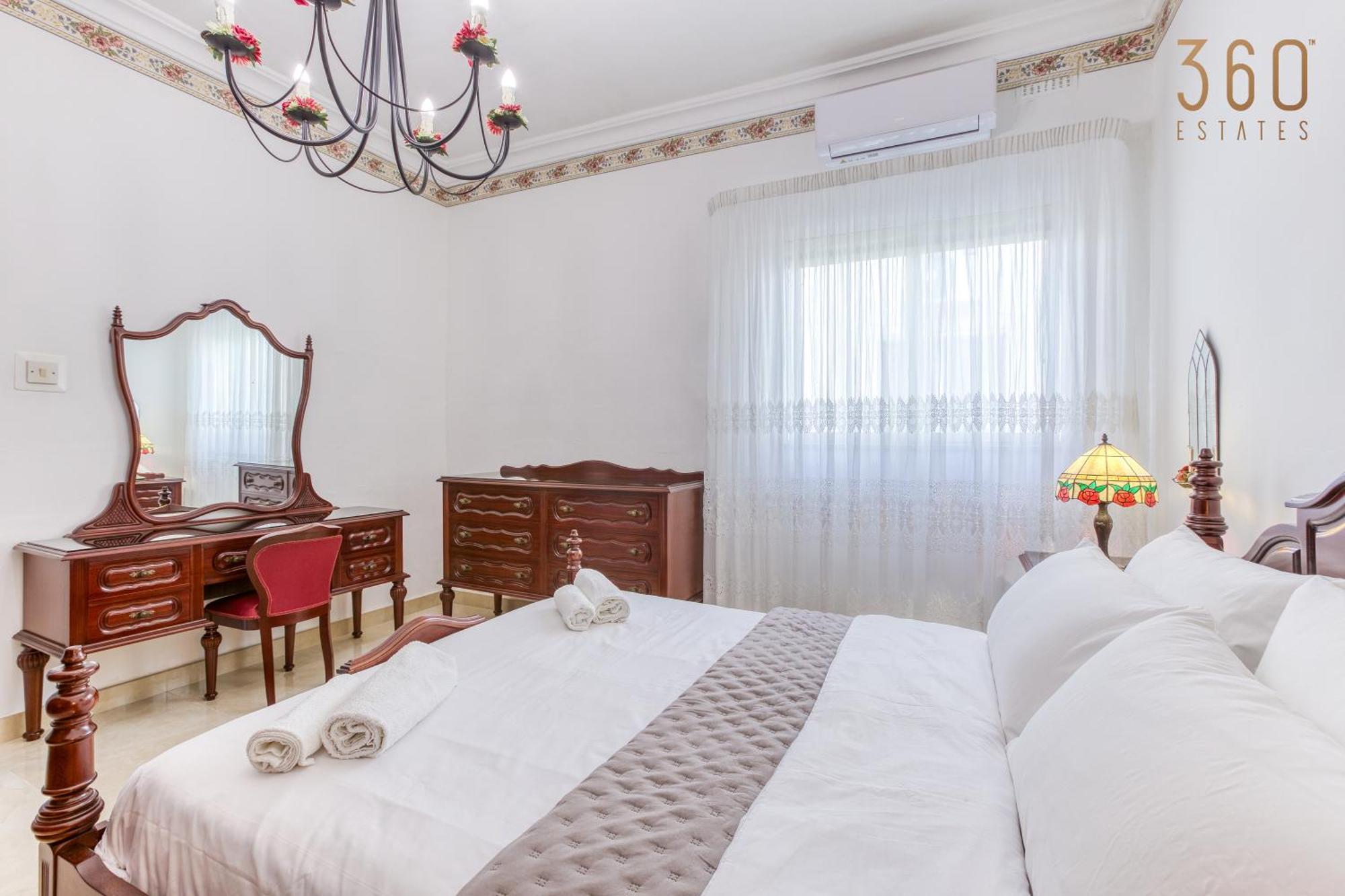 A Lovely 3Br Maisonette In Lovely Town Of Rabat By 360 Estates Kültér fotó